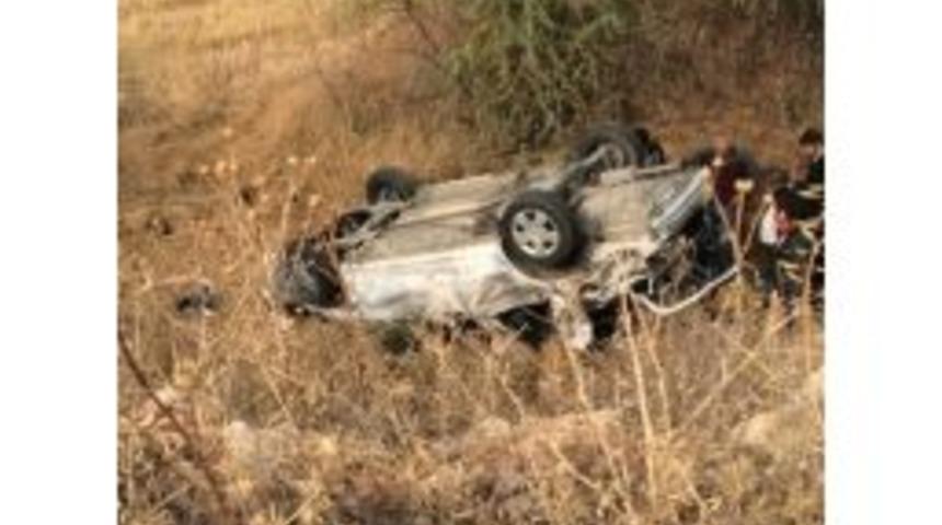 Otomobil Şarampole Yuvarlandı: 1 Yaralı