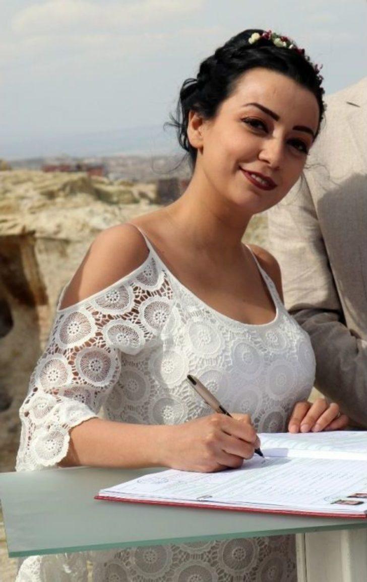 Dünyanın En Büyük Yer Altı Kentinde Nikah Kıydırdılar G4