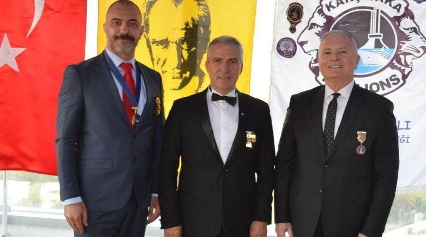 Lions Kul&uuml;b&uuml; Ge&ccedil;miş D&ouml;nem Başkanı Alkışel&rsquo;e Onur T&ouml;reni