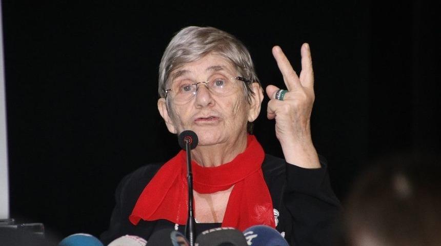 Canan Karatay &rsquo;kurtlu Elma&rsquo; &Ouml;nerisini Bir Kez Daha Hatırlattı