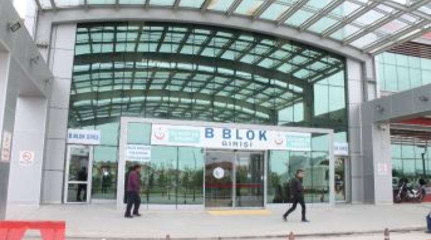 Afyonkarahisar&rsquo;da Hastaneden Ka&ccedil;ırılan Bebeği, Arama &Ccedil;alışmaları S&uuml;r&uuml;yor