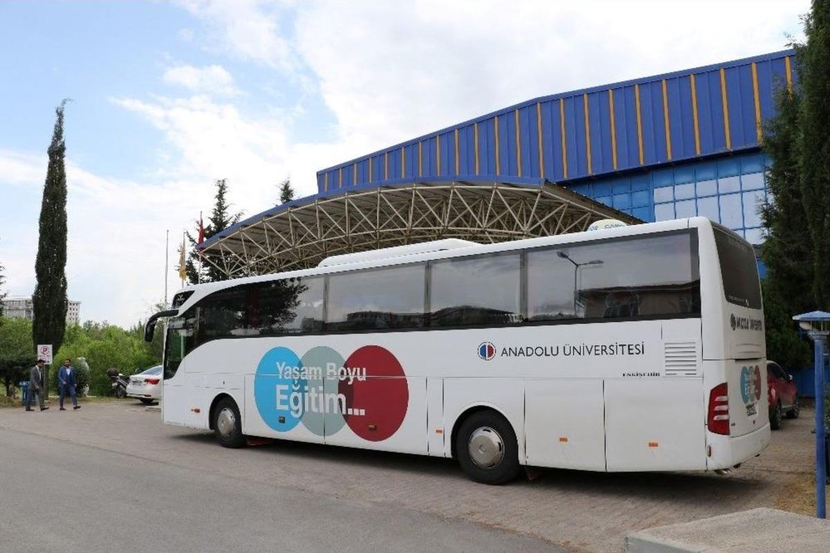(&ouml;zel Haber) 30 Yıllık Hekim, Anadolu &Uuml;niversitesi A&ccedil;ık&ouml;ğretim Fak&uuml;ltesi Sayesinde D&uuml;nya Rekoru Kırdı