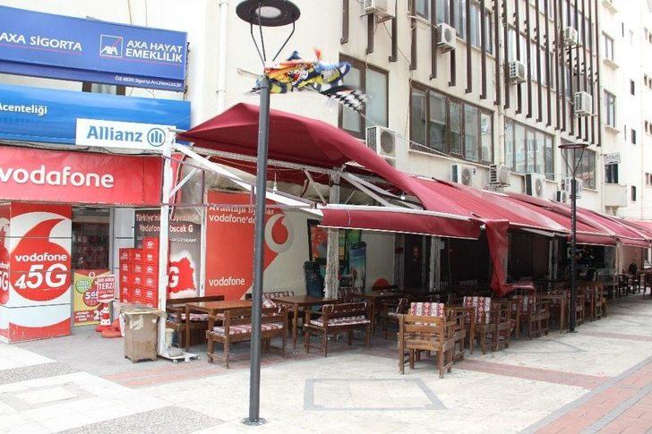 Manisa’da Fırtına Etkili Oluyor G3