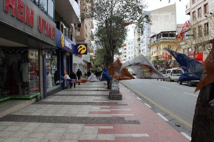 Manisa’da Fırtına Etkili Oluyor G5