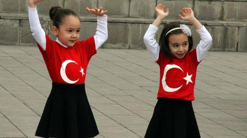 Yozgat&rsquo;ta D&uuml;nya &Ccedil;ocuk Hakları G&uuml;n&uuml; Kutlandı