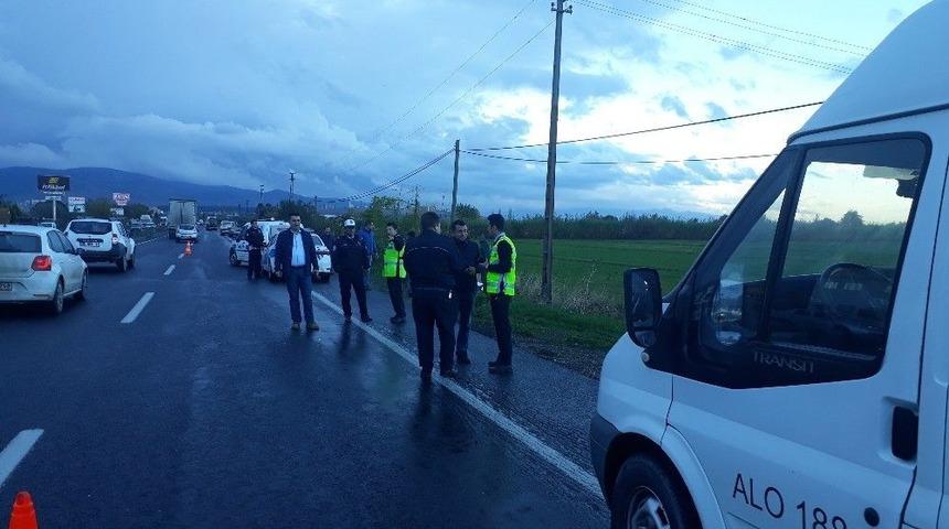 Menemen&rsquo;de Otomobil Yayaya &Ccedil;arptı: 1 &Ouml;l&uuml;