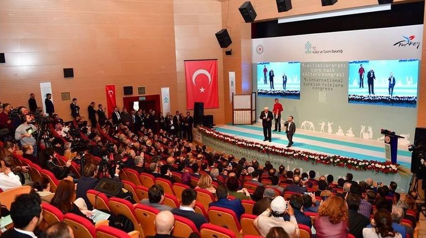 Kurtulmuş: &rdquo;k&uuml;lt&uuml;rel Bağımsızlık M&uuml;cadelesini Kazanmalıyız&rdquo;