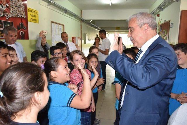 Şehit Savunmaz’ın Adının Verildiği Okulda Şehitlik Köşesi Oluşturuldu