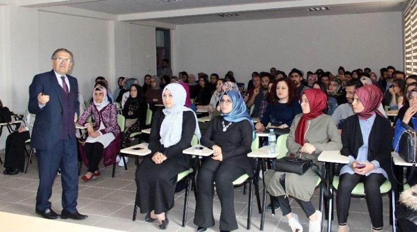 Eğitimci - Yazar Kadir Keskin Ne&uuml;&rsquo;de &Ouml;ğrencilerle Buluştu