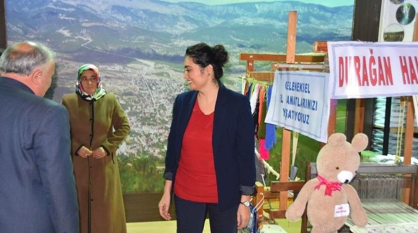 Mahkumların Emeği İstanbul&rsquo;da G&ouml;r&uuml;c&uuml;ye &Ccedil;ıktı