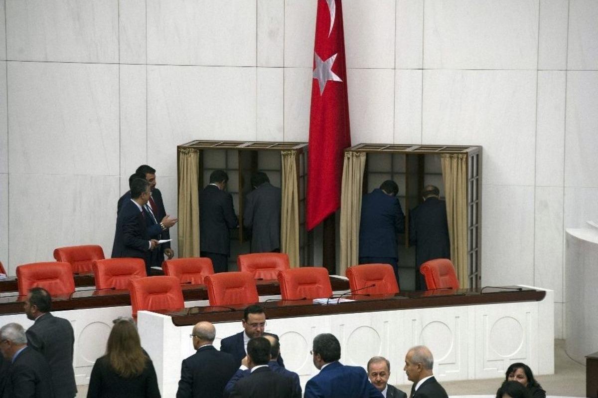 Tbmm&rsquo;de 1. Tur Oylama Oylama Bitti