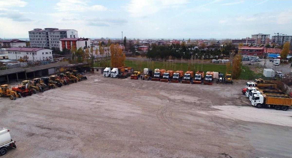 Van&rsquo;da Karla M&uuml;cadele Ordusu Kuruldu