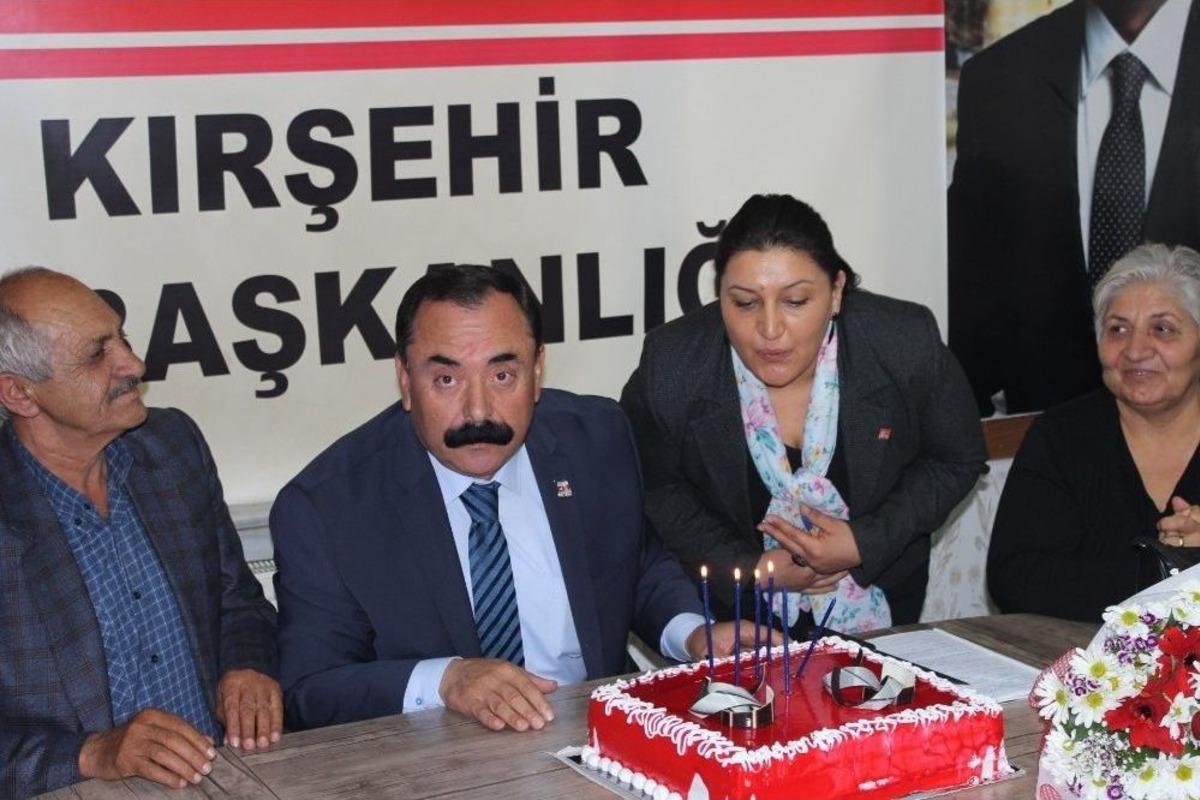 Chp Merkez İl&ccedil;e Başkanlığına Kırşehir&rsquo;de İlk Kadın Aday