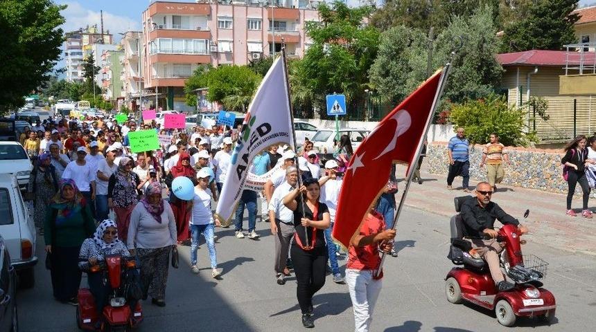 Anamur&rsquo;da Engelliler Farkındalık İ&ccedil;in Y&uuml;r&uuml;d&uuml;
