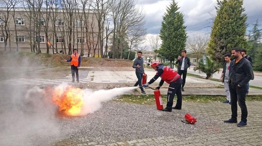 Sa&uuml;&rsquo;de &rsquo;yangınla Başa &Ccedil;ıkabilme&rsquo; Eğitimi