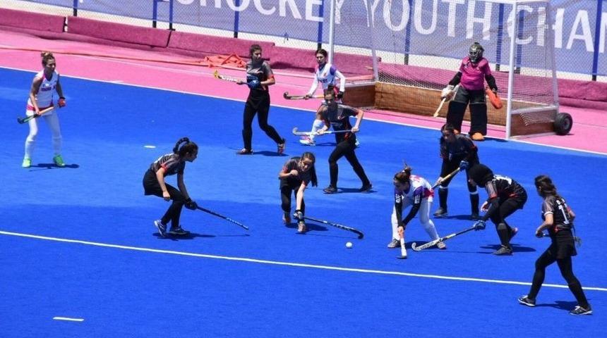 Polisg&uuml;c&uuml;&rsquo;nden Gol Yağmuru S&uuml;r&uuml;yor