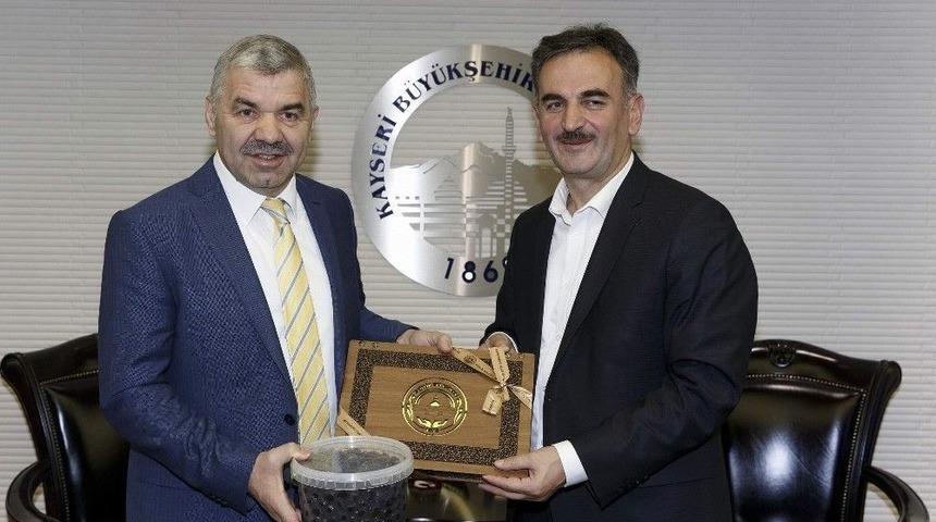 Kayseri B&uuml;y&uuml;kşehir Belediye Başkanı Mustafa &Ccedil;elik: