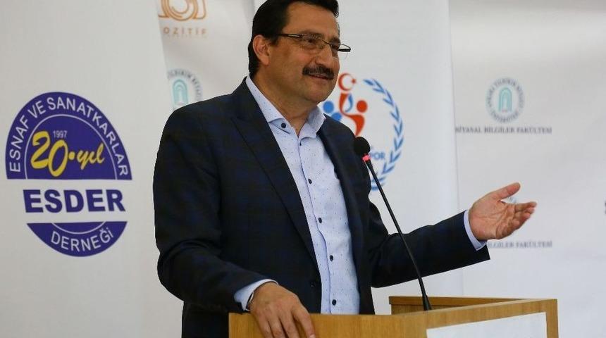 Başkan Ak &Uuml;niversite Gen&ccedil;liği İle Tecr&uuml;belerini Paylaştı