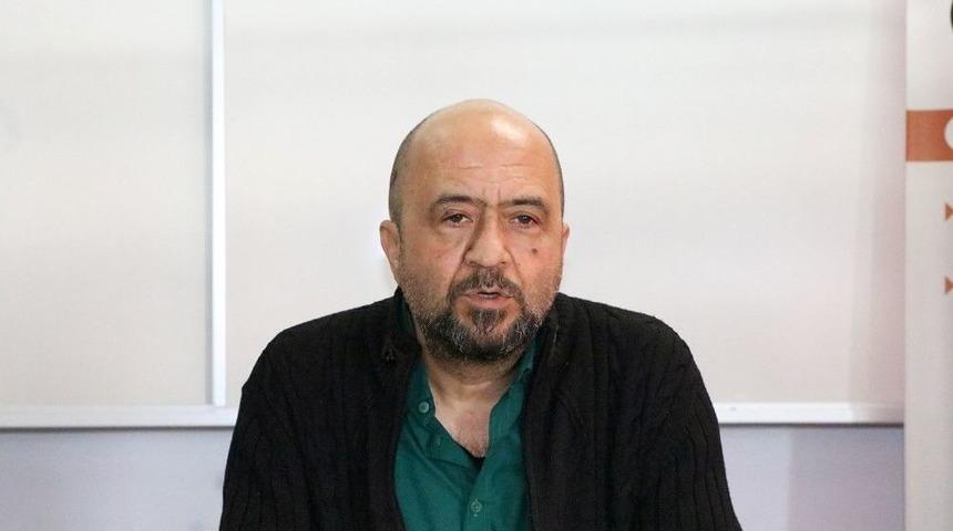 Yazar Cem Sancar: "romanlarımı Ger&ccedil;ek Olaylar Etkiliyor"