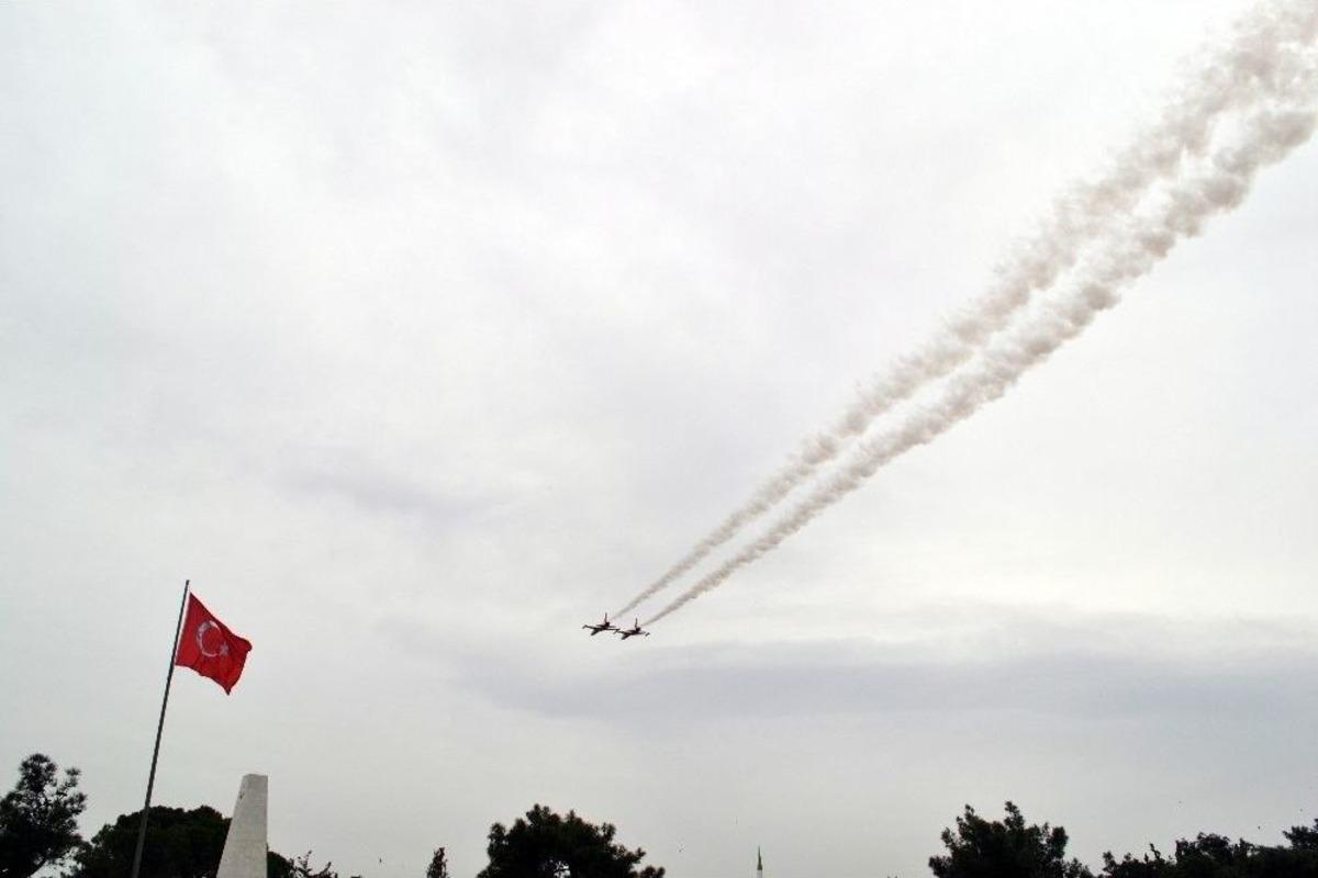 T&uuml;rk Yıldızları Şehitlik Semalarında