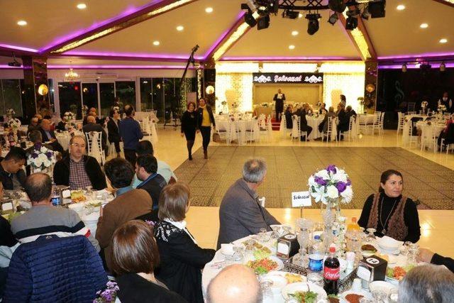 Tokat&rsquo;ta &rsquo;ahde Vefa Emektarlar&rsquo; Yemeğinde Buluştular 1