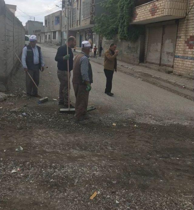 Silopi’de Bozuk Yollar Onarılıyor