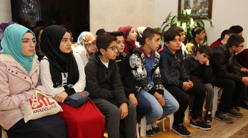 Bing&ouml;ll&uuml; &Ouml;ğrenciler Bodrum Belediyesi&rsquo;ni Ziyaret Etti