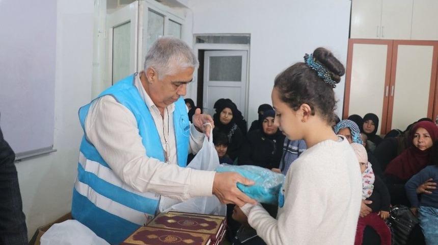 Gaziantep&rsquo;te Suriyeli Yetim &Ccedil;ocuklara Yardım