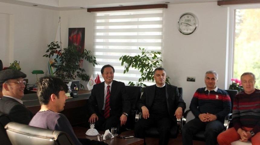 T&uuml;rkiye Ve G&uuml;ney Kore Mantar &Uuml;retecek