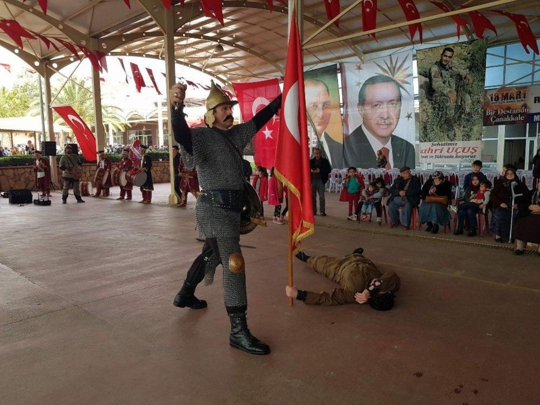 Keşkek Hayrında Buluşan Binlerce Kişi Şehitler İ&ccedil;in Dua Etti