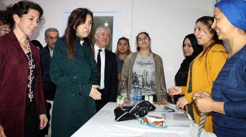 Validen Roman Kadınlara İstihdam S&ouml;z&uuml;