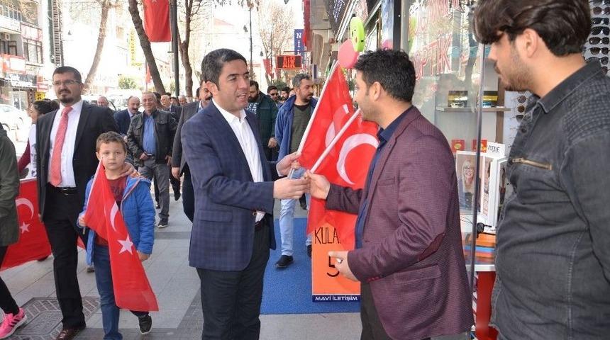 Chp’den Vatandaşlara Türk Bayrağı