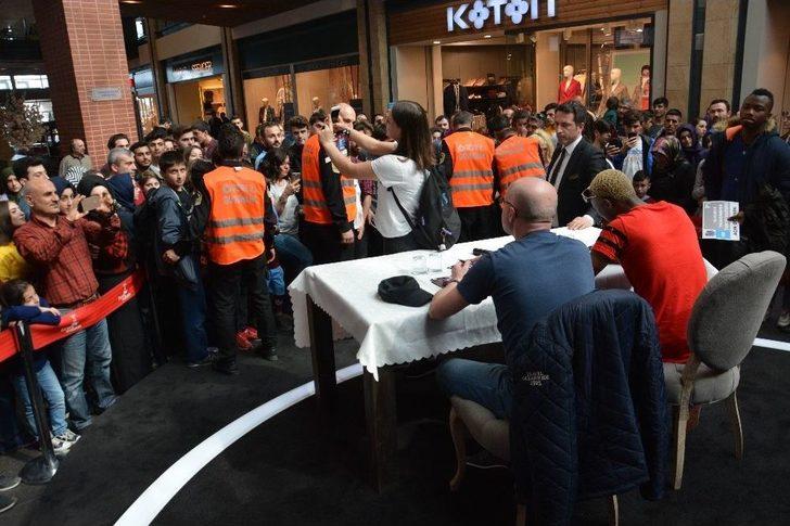 Eski Trabzonsporlu Yattara Ve Cyzio Büyük İlgi G3