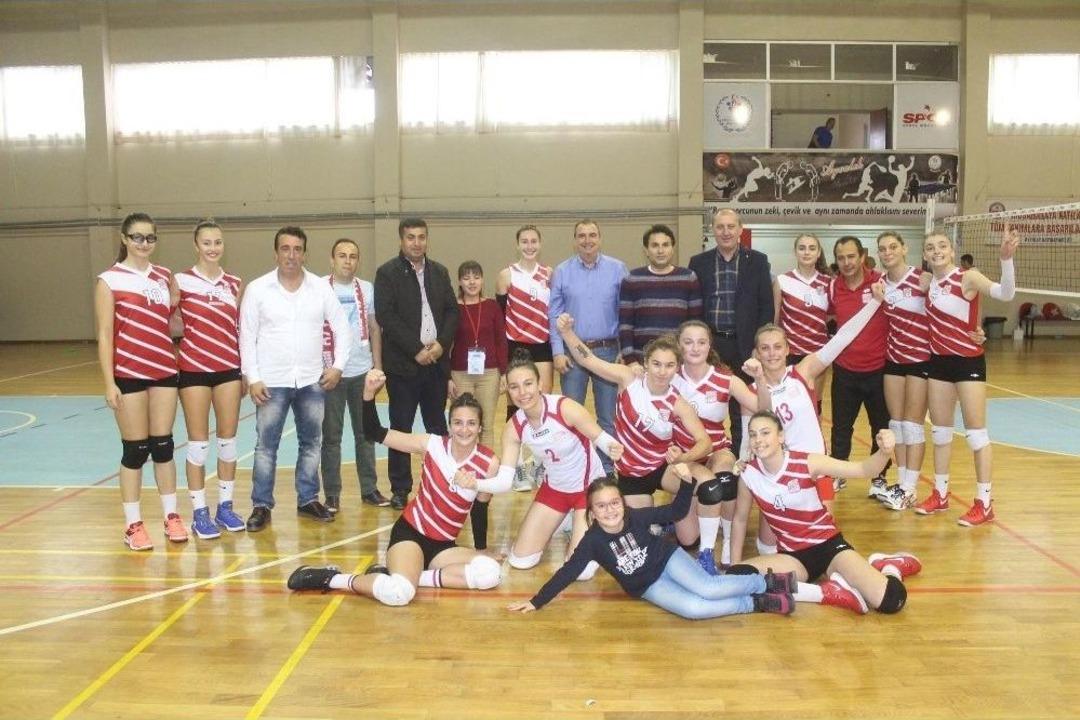 Ayvalıklı Filenin Sultanları Tutulmuyor