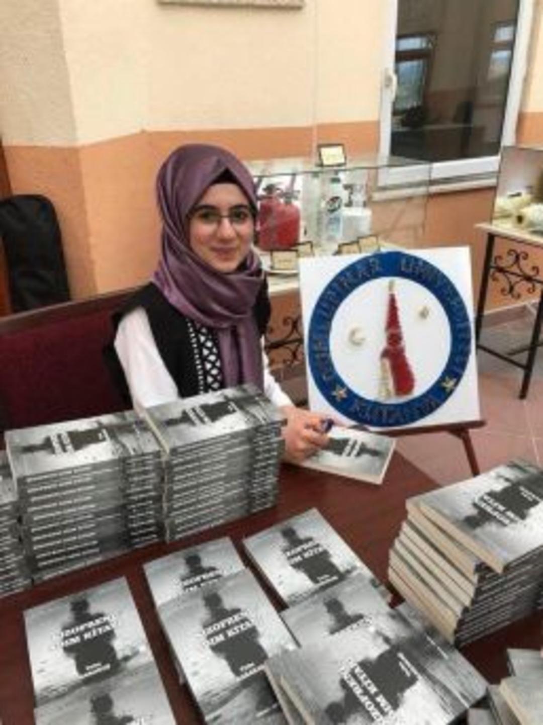 Tuğba Karakaş’ın Kitabı Çıktı