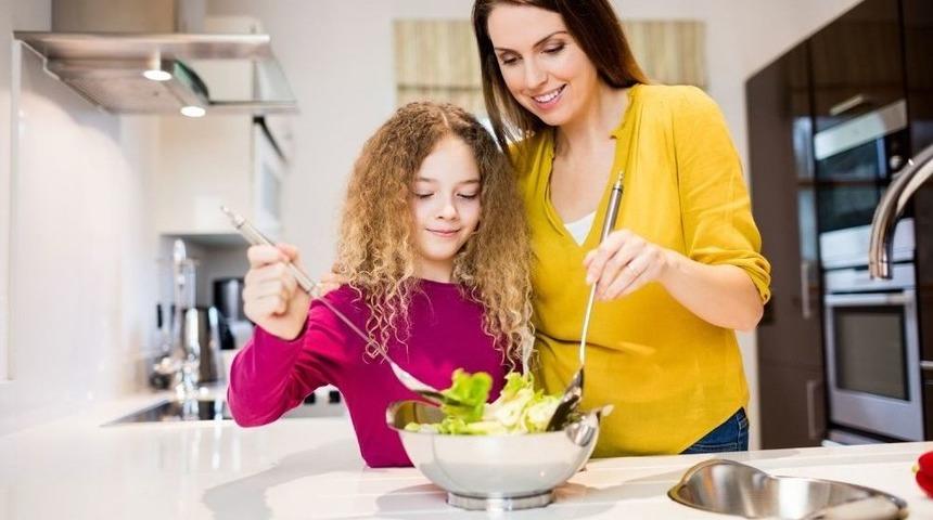 Annelere Sağlıklı Beslenme T&uuml;yoları