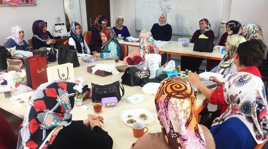 Pursaklar Belediyesinin Psikolog Destek Hizmeti Devam Ediyor