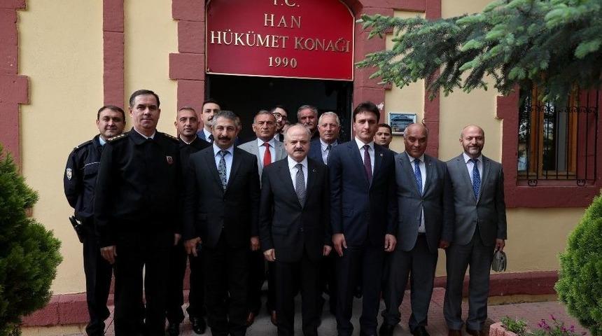 Vali &Ccedil;akacak, Han İl&ccedil;esinde İncelemelerde Bulundu