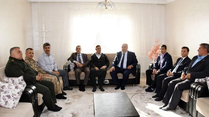 Vali Kalkancı Şehit Aileleriyle Bir Araya Geldi