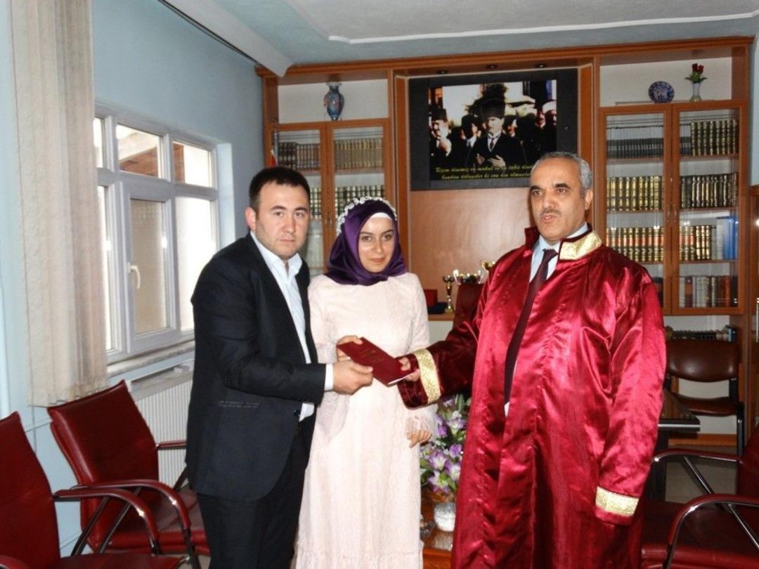 Domani&ccedil; İl&ccedil;e M&uuml;ft&uuml;l&uuml;ğ&uuml;&rsquo;nde İlk Resmi Nikah