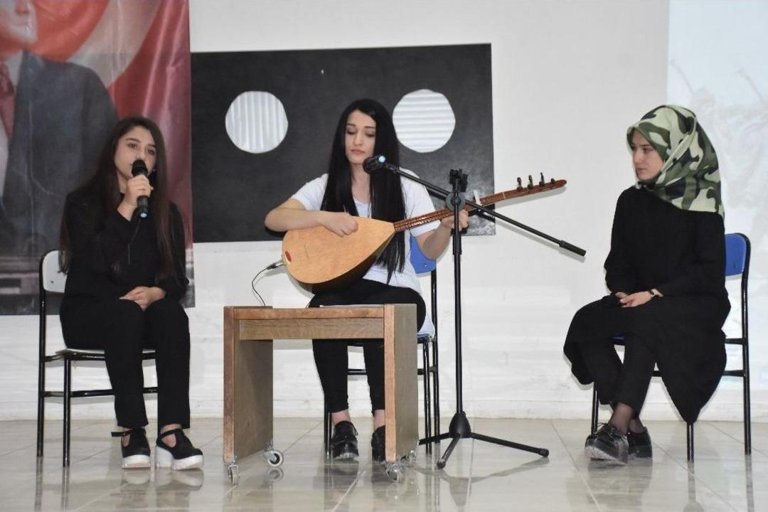 Reşadiye&rsquo;de 18 Mart &Ccedil;anakkale Zaferi T&ouml;renle Kutlandı