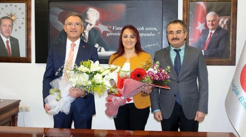 İl Sağlık M&uuml;d&uuml;rl&uuml;ğ&uuml; G&ouml;revine Atanan &Ouml;zt&uuml;rk, G&ouml;revi Devraldı