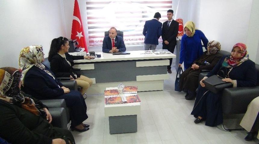 T&uuml;rkmenoğlu Gazi Ve Şehit Aileleriyle Bir Araya Geldi