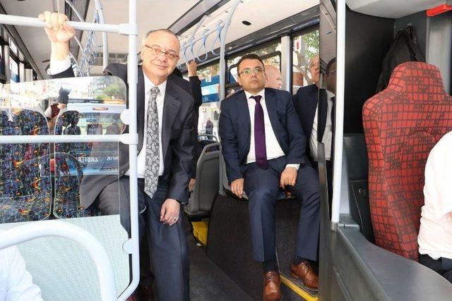 Elektrikli Otobüsler Manisa’nın Trafiğini Rahatlatacak