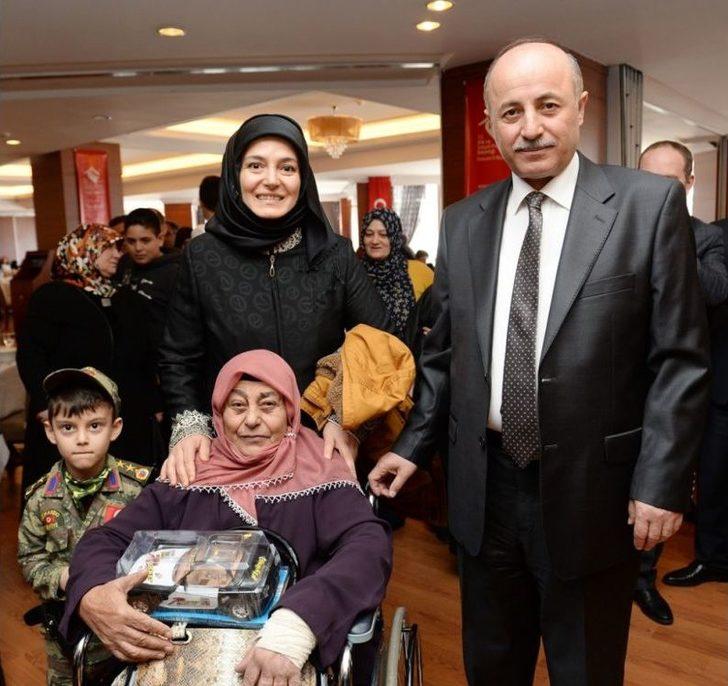 Vali Azizoğlu: “bugün İki Zaferi Birden Kutluyoruz” G5