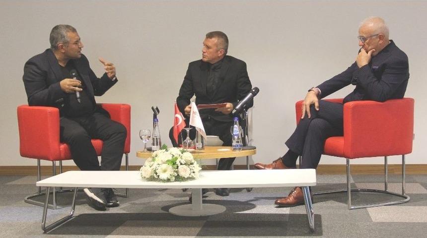 &Uuml;nl&uuml; Ressam Ahmet G&uuml;neştekin, &ldquo;kentler Sanatla Buluşmalı&rdquo;