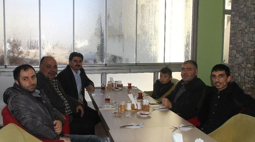 Morko&ccedil;, Esob&rsquo;a Aday