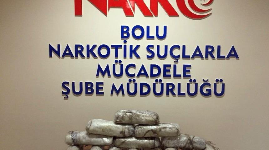 Cezaevi Firarisi 7 Kilo 480 Gram Esrarla Yakalandı