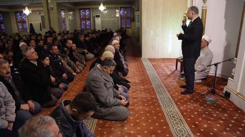 Develi&rsquo;de Şehitler Dualarla Anıldı