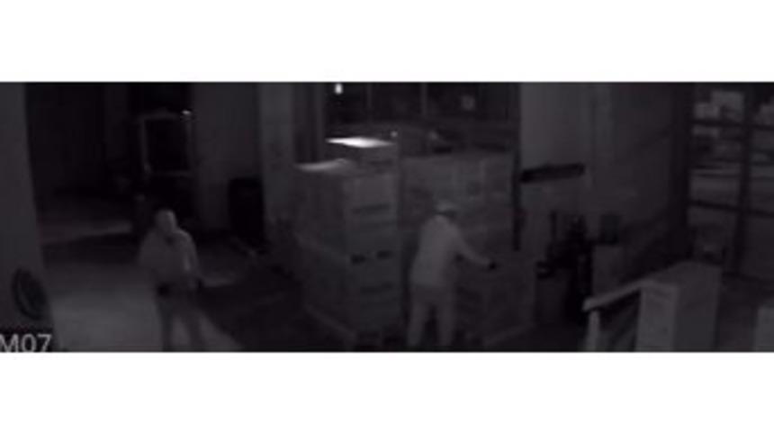 (&ouml;zel Haber) 5 Dakikada Organize Hırsızlık Kamerada